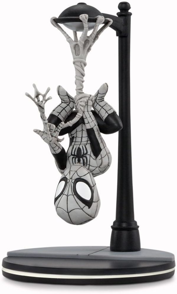 SPIDER-MAN: DAILY BUGLE (BLACK & WHITE) - Q-FIG-2017-EXCLUSIVE Online now